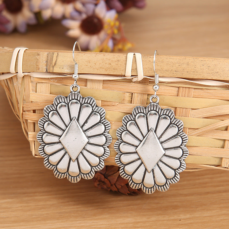 Elegantti Sormus jokaiseen tilaisuuteen