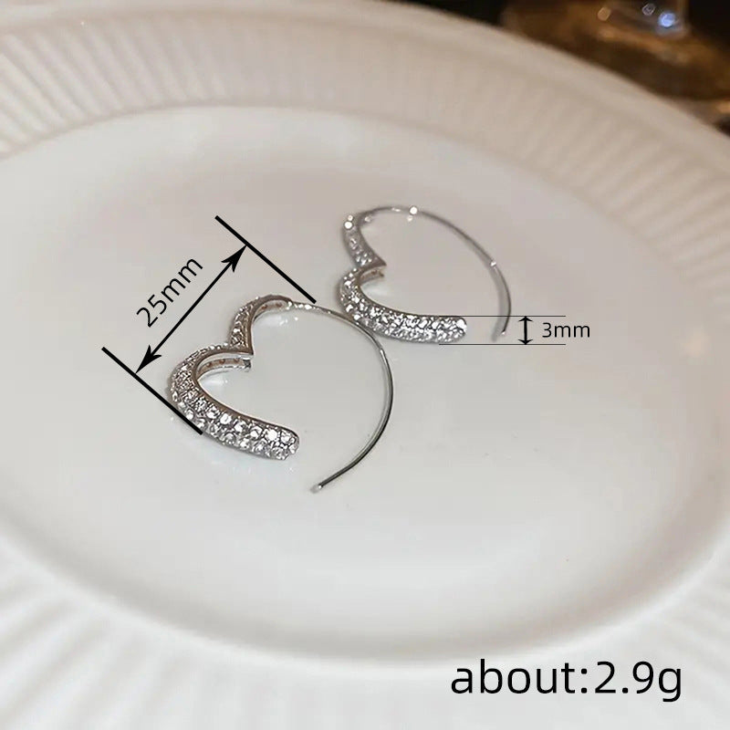 Klassinen Korvarengas ajattomalla viehätyksellä