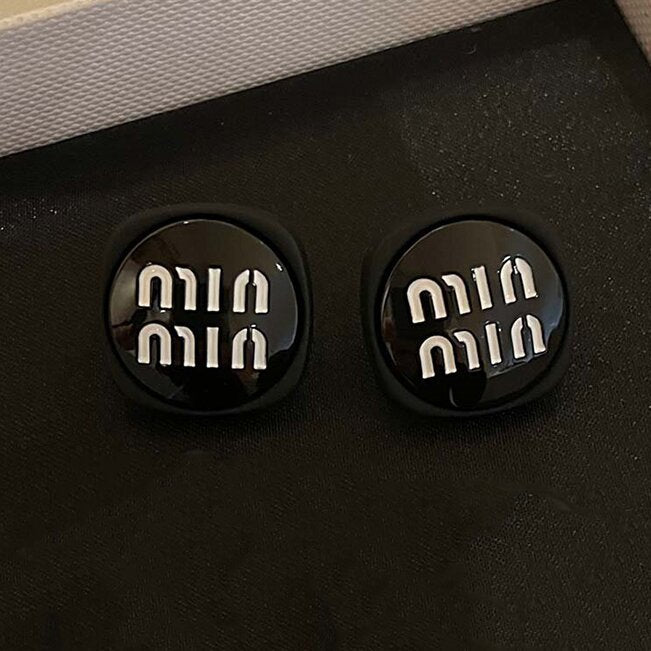 Romanttinen Korvarengas erityisiin hetkiin