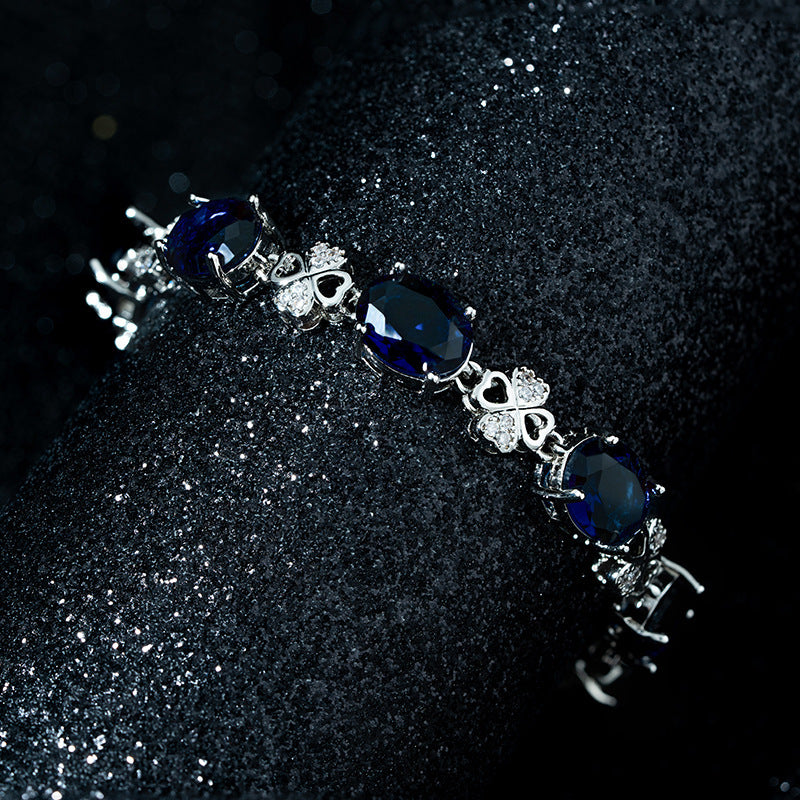 Käsintehty vintage Rannekoru