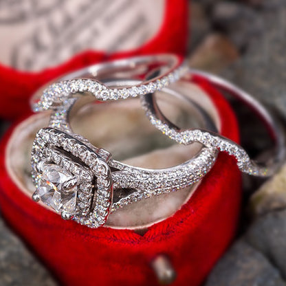 Hurmaava Korusetti jokaiseen tilaisuuteen