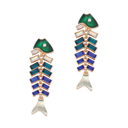 Kaunis Korvarengas ainutlaatuisella tyylillä