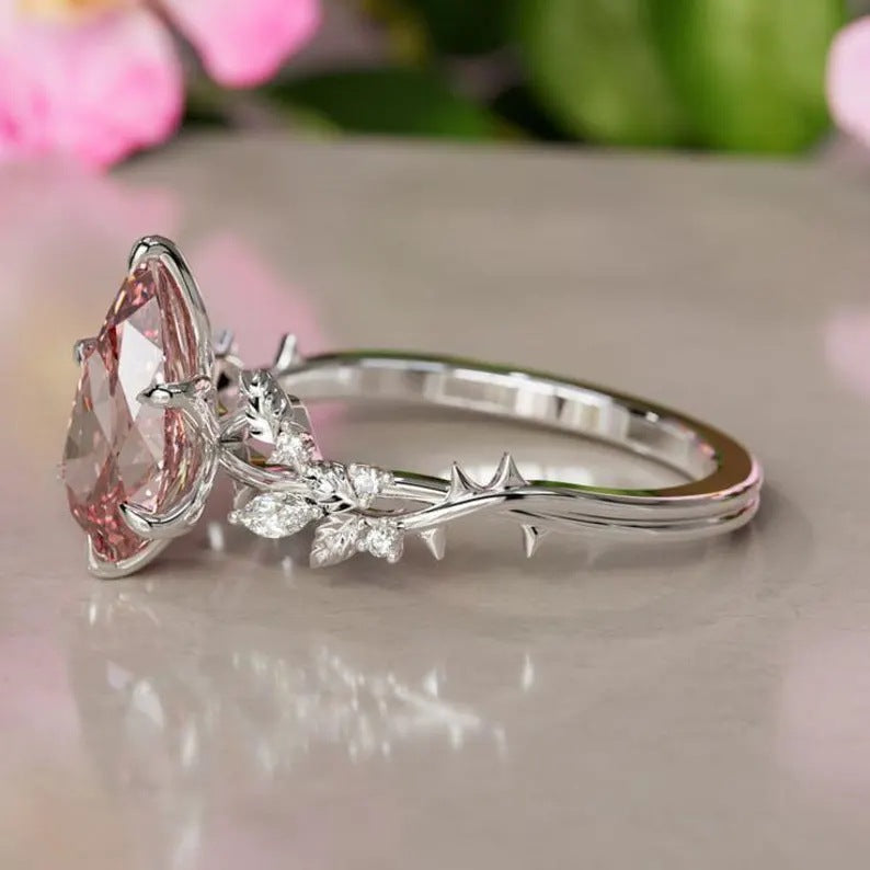 Elegantti Koru jokaiseen tilaisuuteen