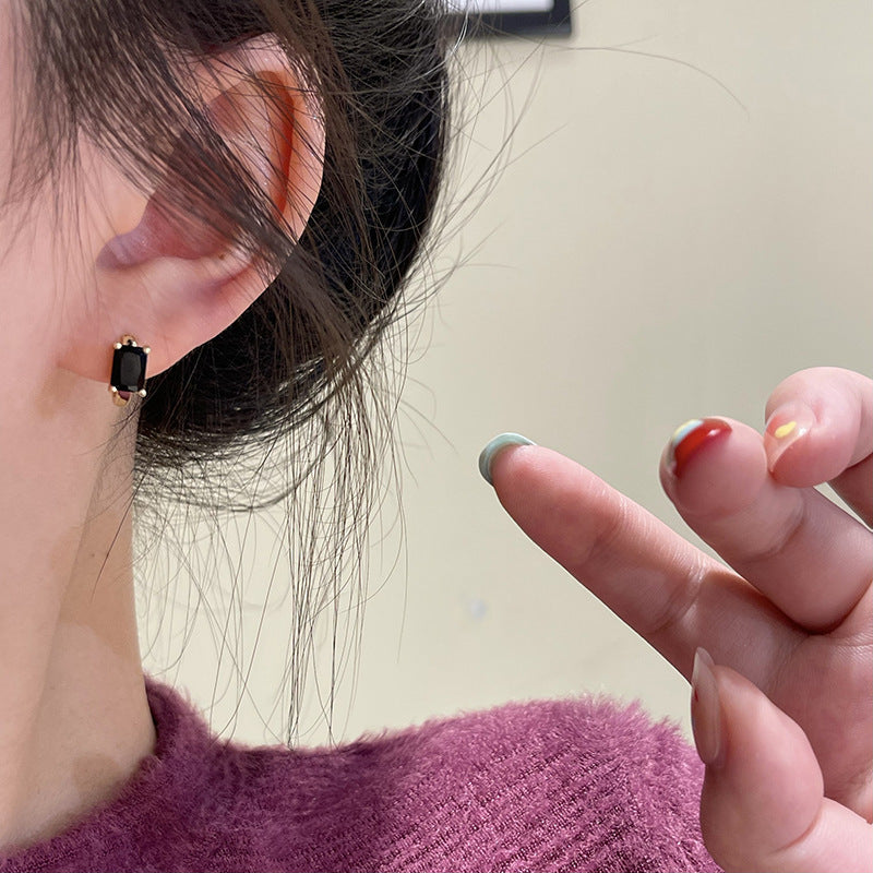 Herkkä käsityö Korvarengas