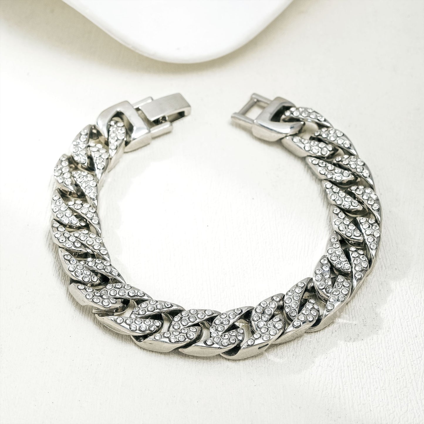 Hurmaava Rannekoru jokaiseen tilaisuuteen