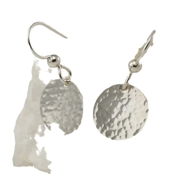 Elegantti Sormus jokaiseen tilaisuuteen