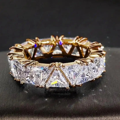 Herkkä käsityö Sormus