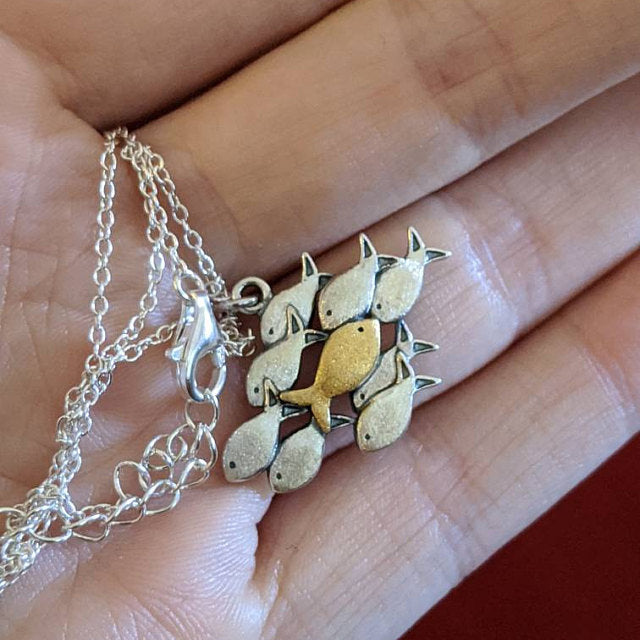 Elegantti Kulta Koru jokaiseen tilaisuuteen