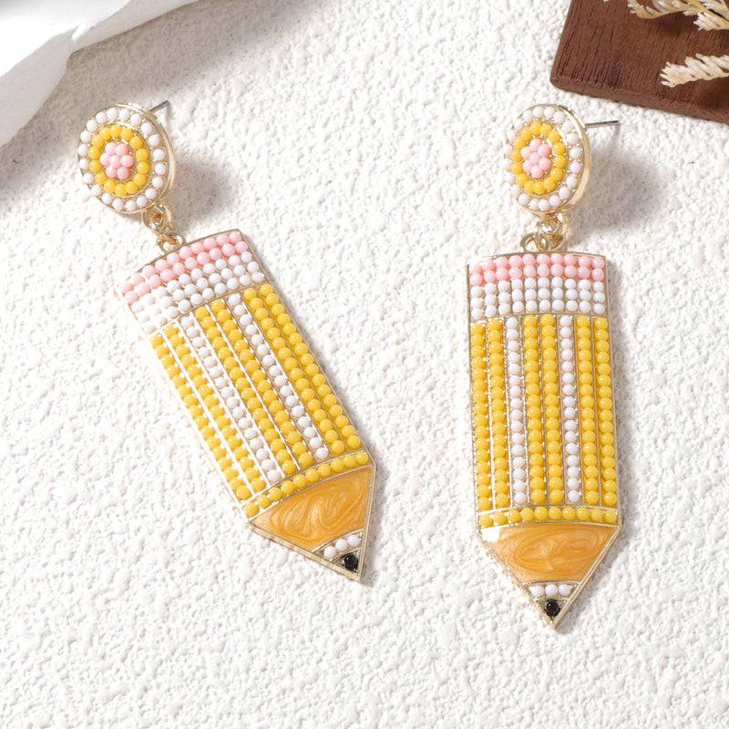 Kaunis Korvarengas ainutlaatuisella tyylillä