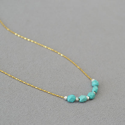 Hurmaava Kaulakoru jokaiseen tilaisuuteen