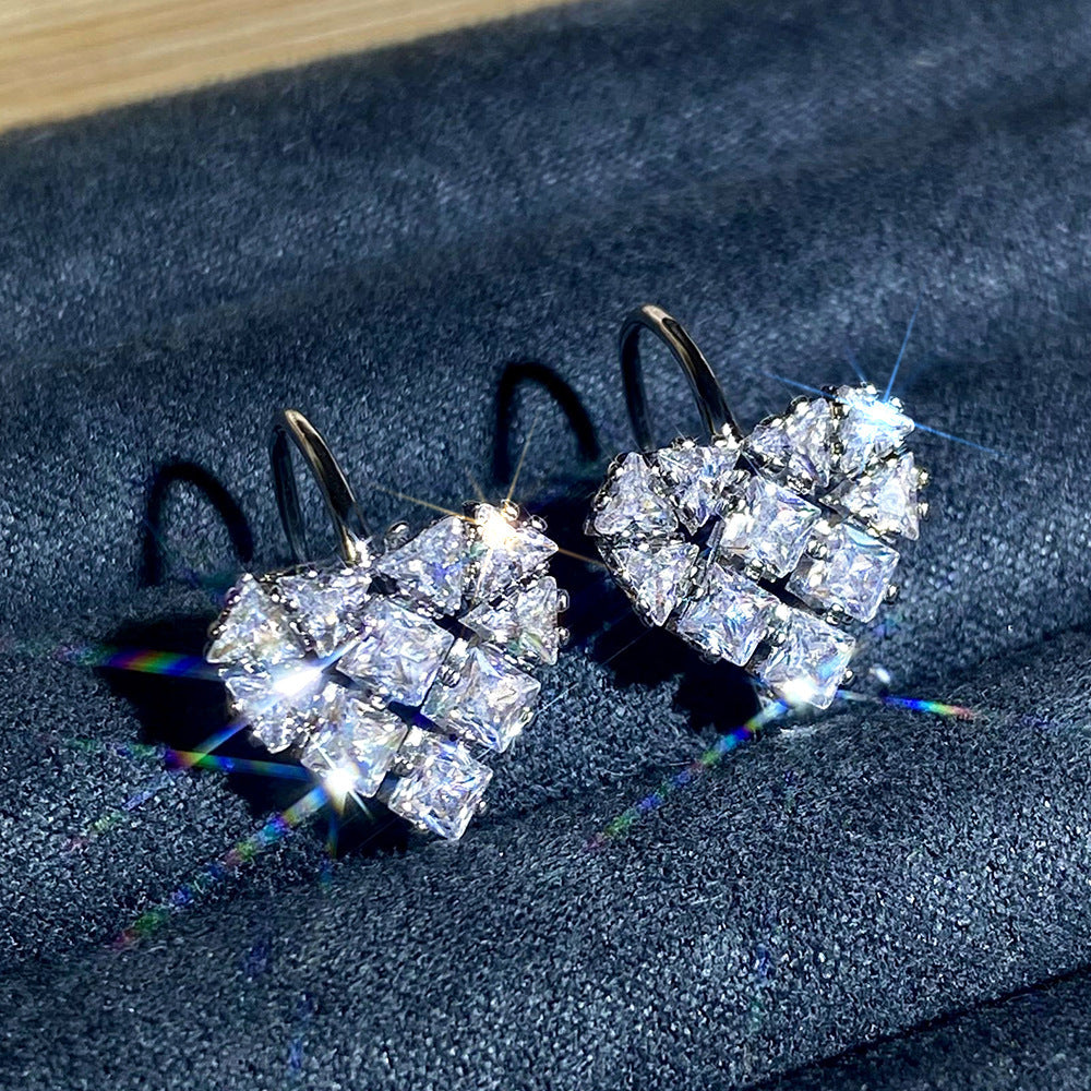 Romanttinen Korvarengas erityisiin hetkiin