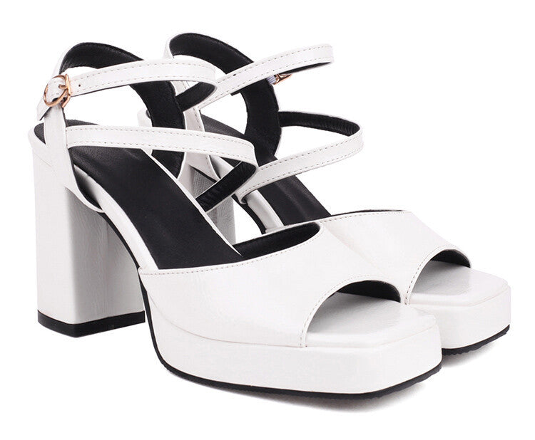 Klassiset Ortopediset Sandaalit Ajattomalla Tyylillä