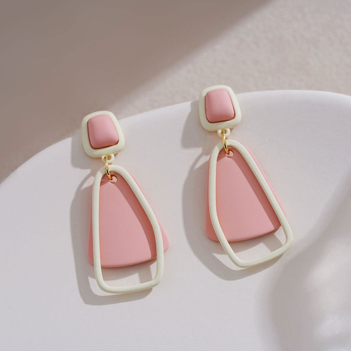 Käsintehty vintage Korvarengas