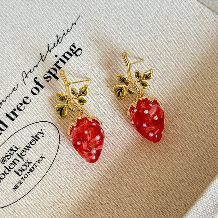 Kaunis Korvarengas ainutlaatuisella tyylillä