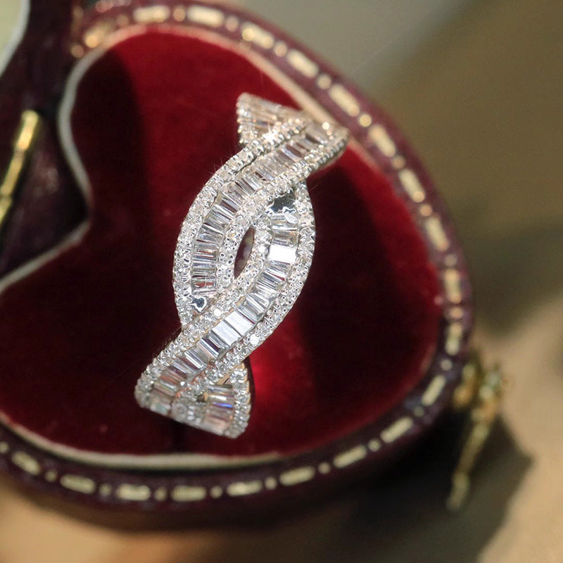 Klassinen Koru ajattomalla viehätyksellä