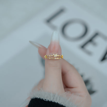 Klassinen Sormus ajattomalla viehätyksellä