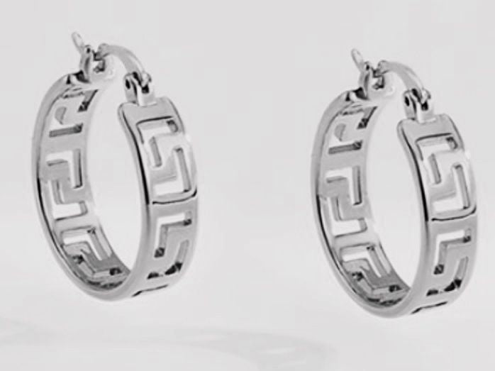 Hurmaava Sormus jokaiseen tilaisuuteen