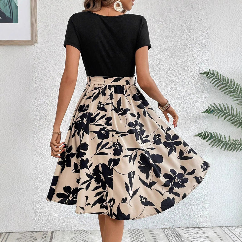 Classic Vintage & Enduringly Stylish Dress
