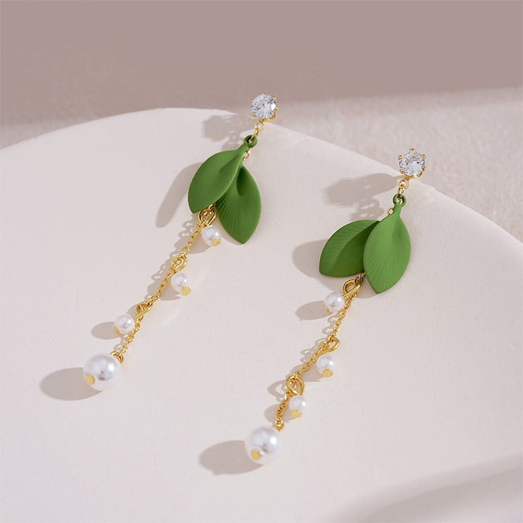 Käsintehty vintage Helmi Korvarengas