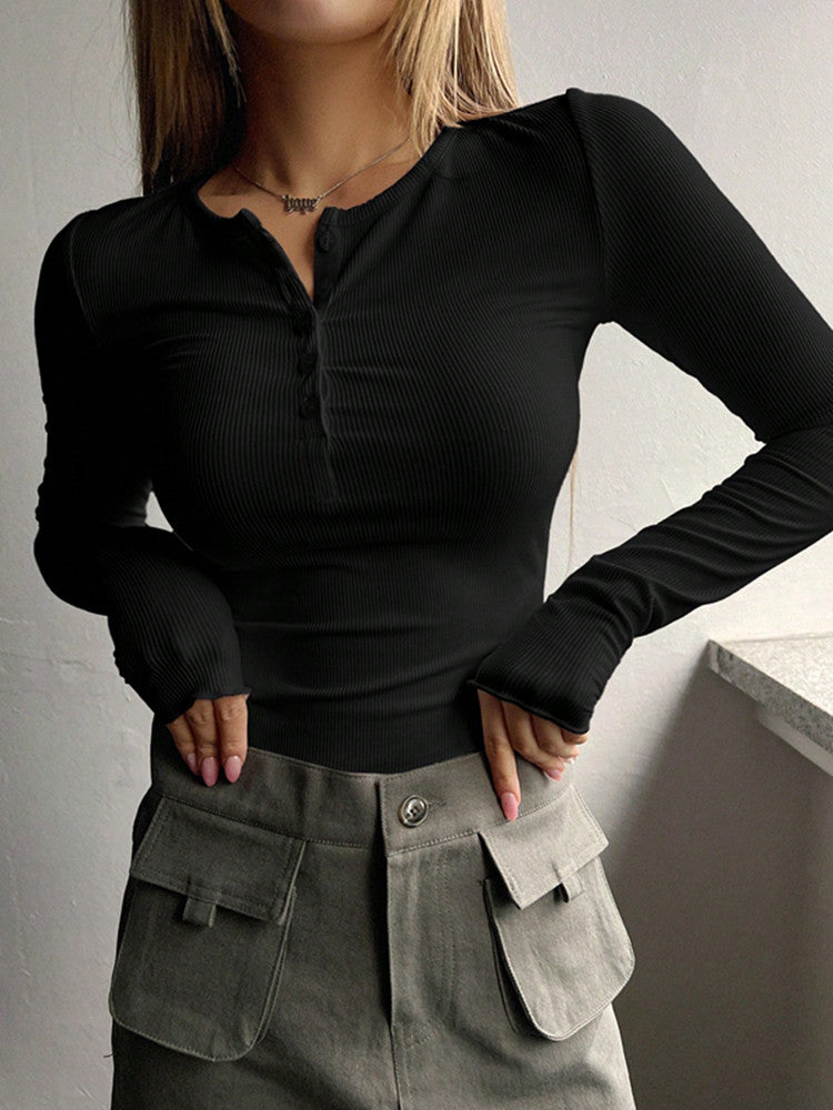 Classic Vintage Shirt with a Flattering Fit