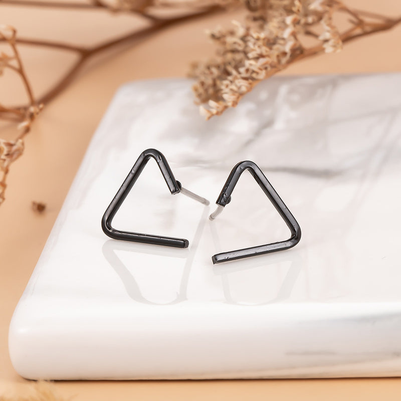 Kaunis Korvarengas ainutlaatuisella tyylillä