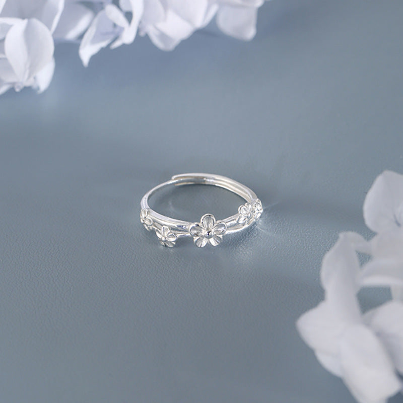 Herkkä käsityö Koru