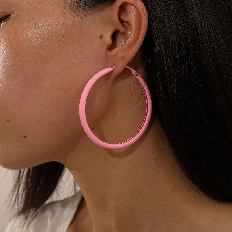 Klassinen Korvarengas ajattomalla viehätyksellä