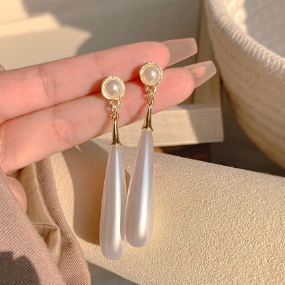 Käsintehty vintage Helmi Korvarengas