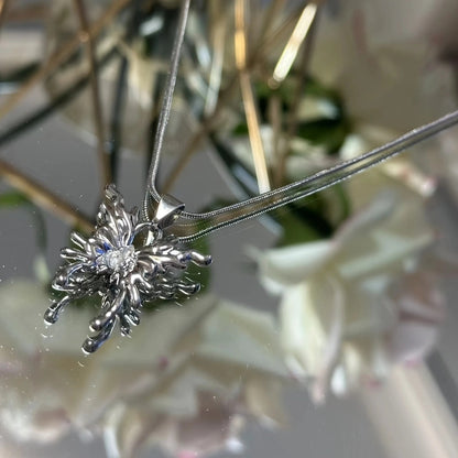 Kaunis Koru ainutlaatuisella tyylillä