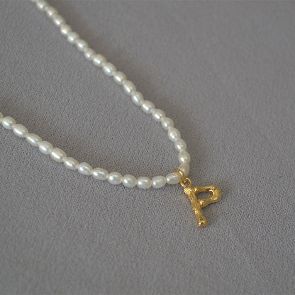 Hurmaava Helmi Kaulakoru jokaiseen tilaisuuteen