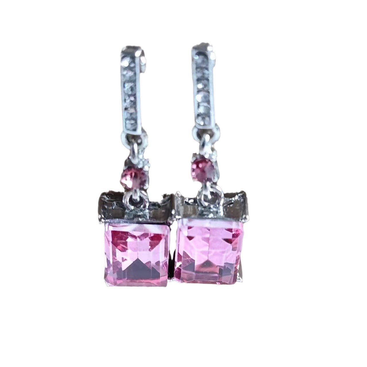 Hurmaava Korvarengas jokaiseen tilaisuuteen