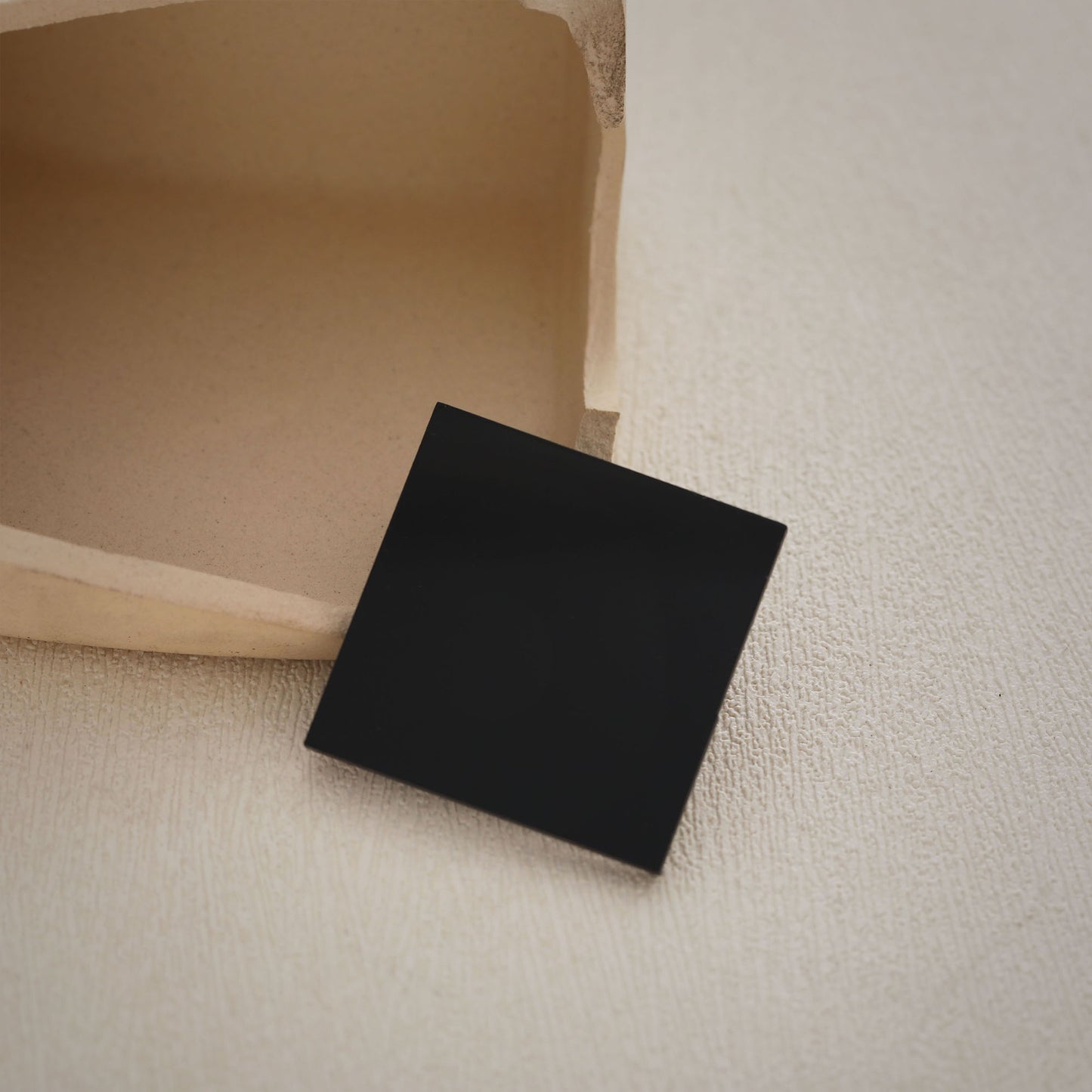 Klassinen Korvarengas ajattomalla viehätyksellä