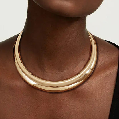 Hurmaava Koru jokaiseen tilaisuuteen