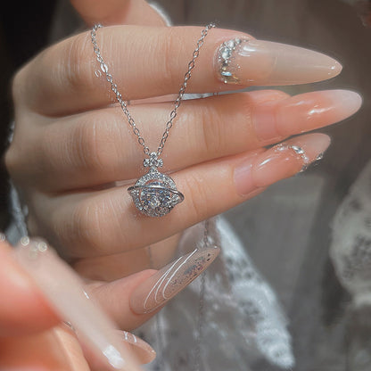 Herkkä käsityö Koru