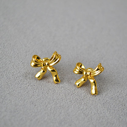 Klassinen Kulta Korvarengas ajattomalla viehätyksellä