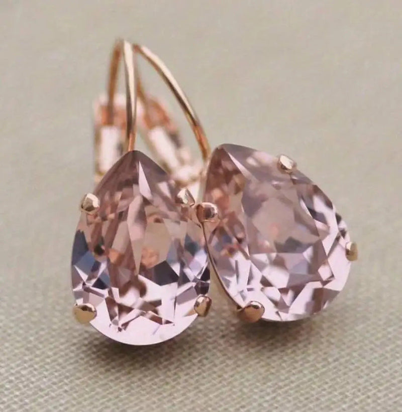 Hurmaava Sormus jokaiseen tilaisuuteen