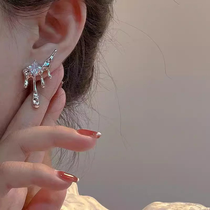 Herkkä käsityö Korvarengas