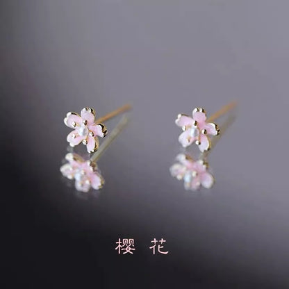 Herkkä käsityö Helmi Korvarengas