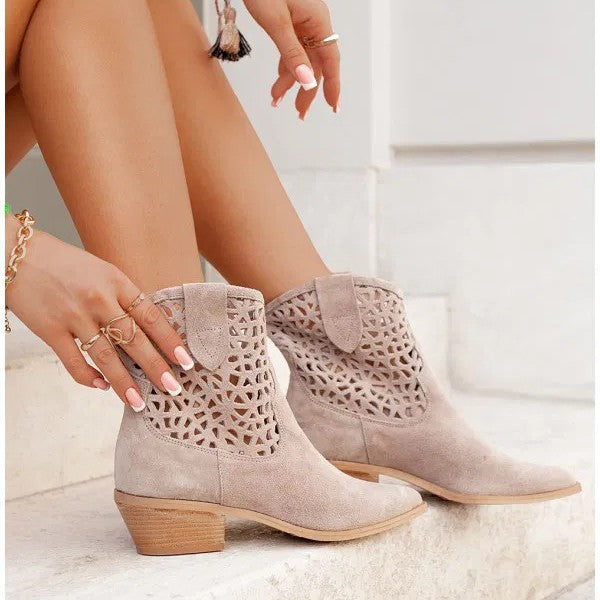 Klassiset Ortopediset Saappaat Ajattomalla Tyylillä