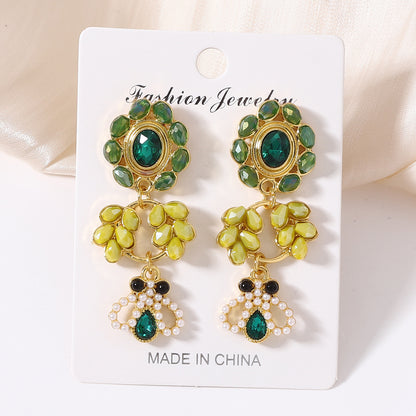 Käsintehty vintage Korvarengas