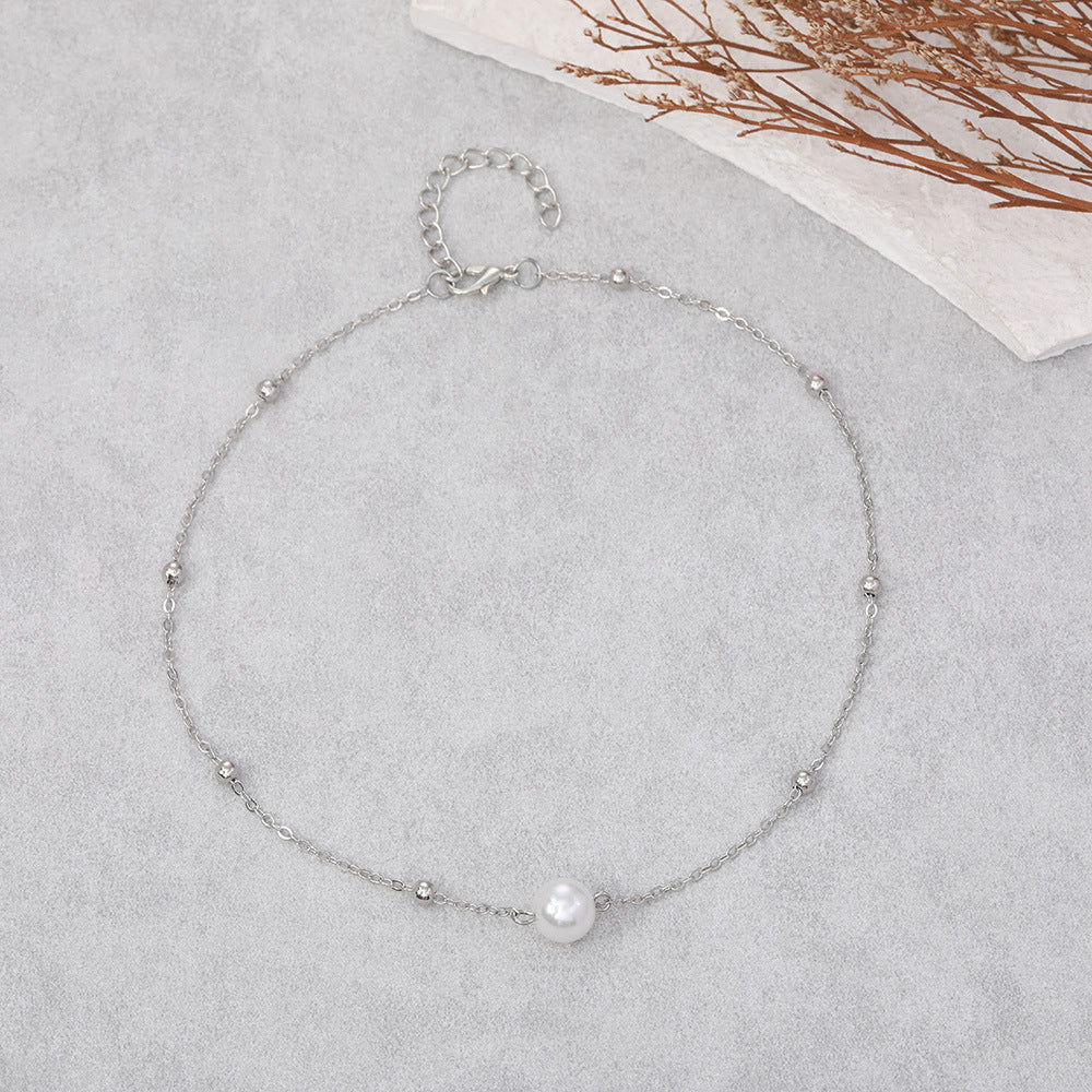 Klassinen Helmi Kaulakoru ajattomalla viehätyksellä