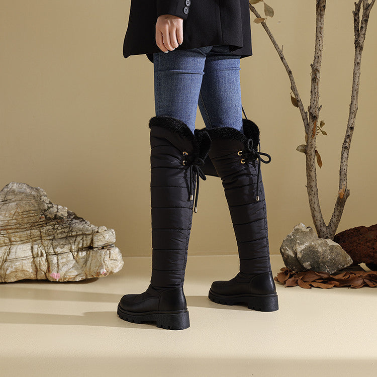 Tyylikkäät Ortopediset Saappaat Ainutlaatuisella Muotoilulla