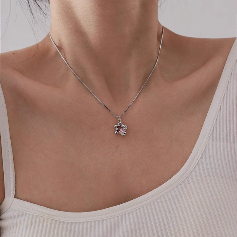 Kaunis Kaulakoru ainutlaatuisella tyylillä