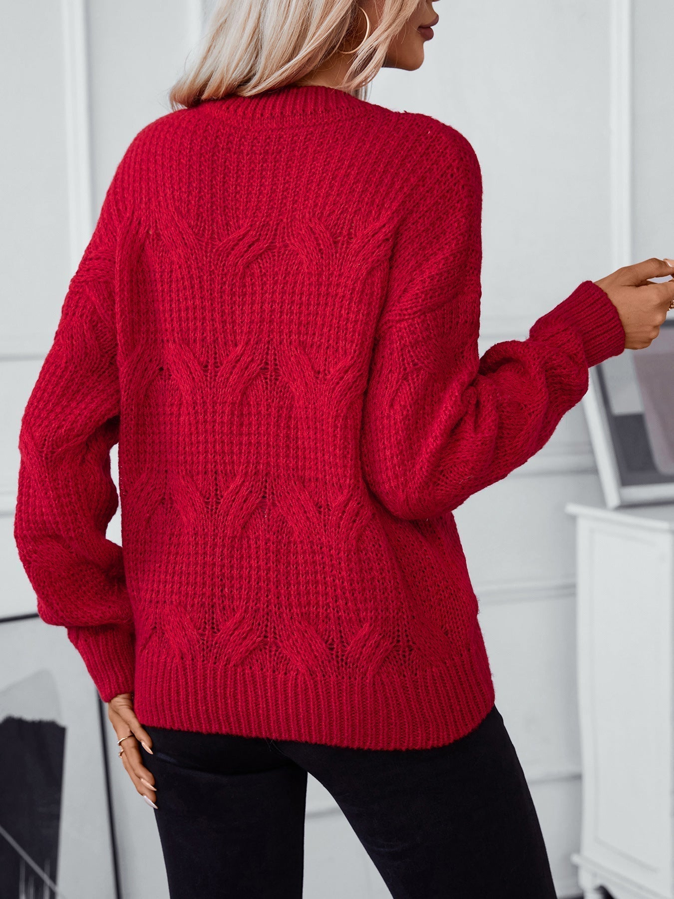 Elegantly Styled Sweater for Everyday Wear