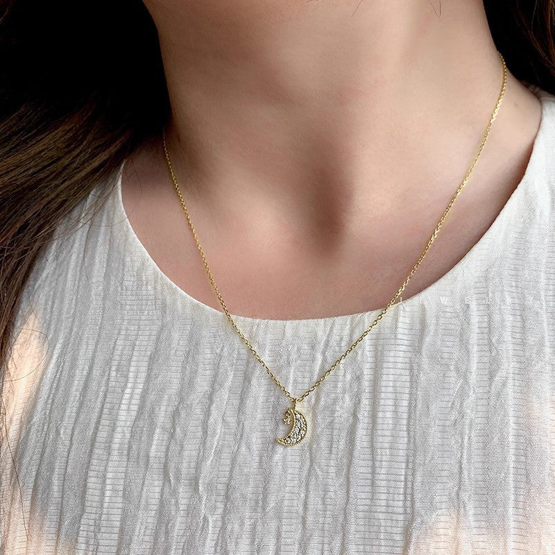 Hurmaava Kaulakoru jokaiseen tilaisuuteen