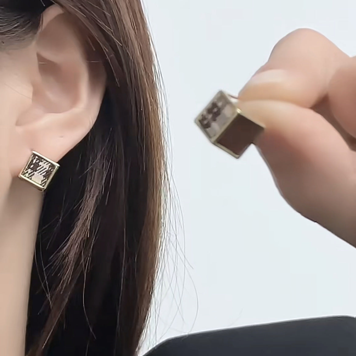 Hurmaava Korvarengas jokaiseen tilaisuuteen