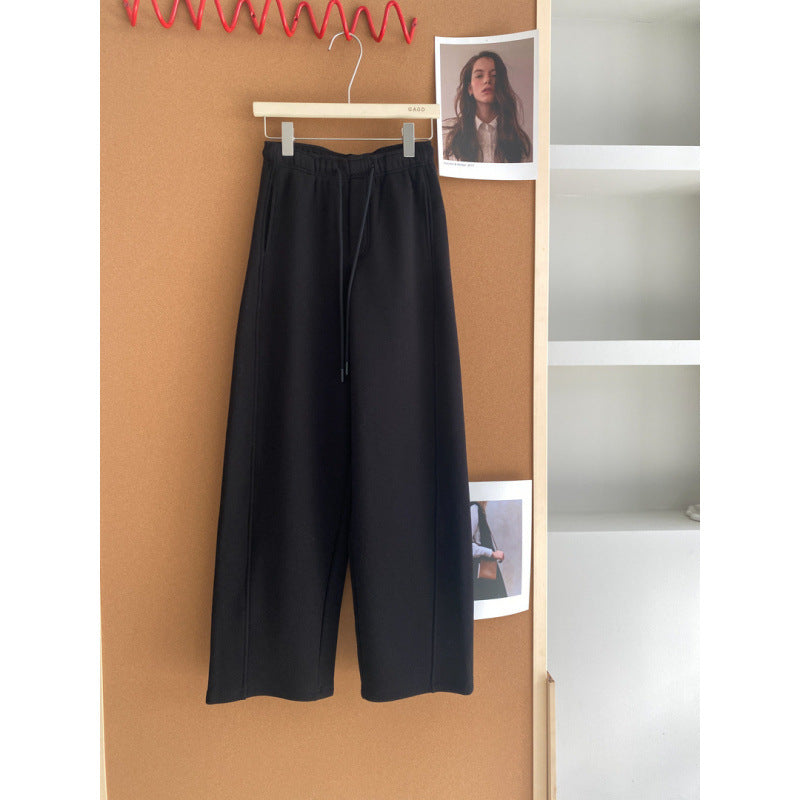 Beautifully Finished Trousers in a Timeless Design