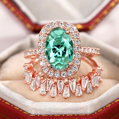 Klassinen Sormus ajattomalla viehätyksellä