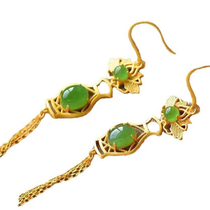 Kaunis Hopea Korvarengas ainutlaatuisella tyylillä