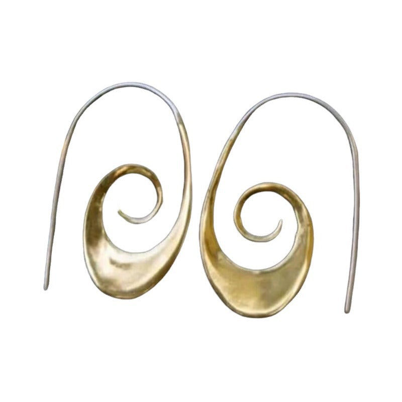 Klassinen Sormus ajattomalla viehätyksellä